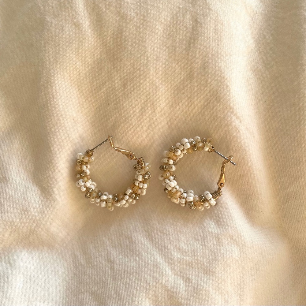 Beads hoop earrings